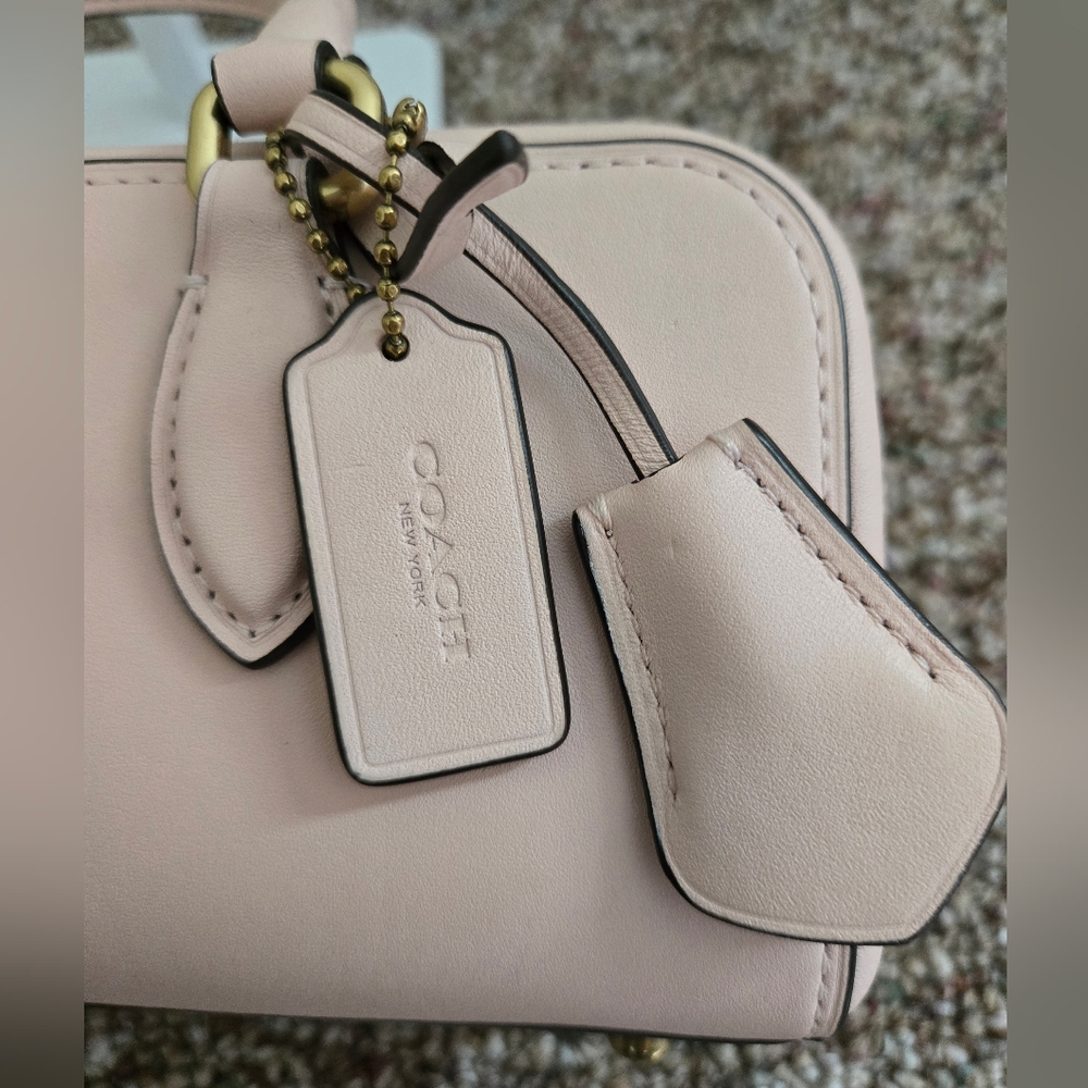 Coach Blush Bowery Satchel 22 - Picture 9 of 11